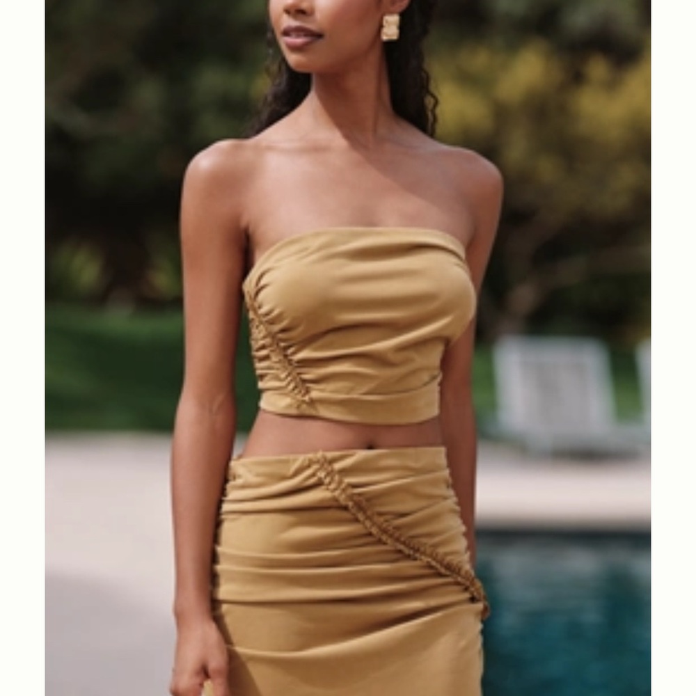 CELANDINE The Gabbie Strapless Ruched Tube Top
